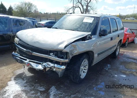 2004 Chevrolet Tahoe Lt из США, поврежденный, VIN 1GNEC13ZX4J300875
